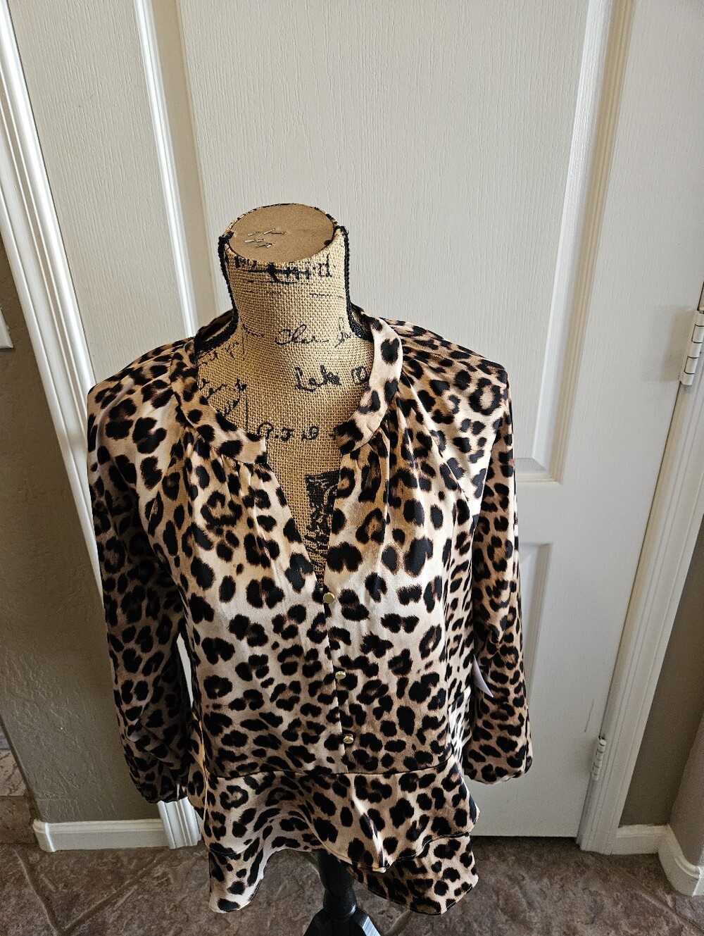 NWT ☆ Liz Claiborne Blouse, Size XL, Brand NEW!